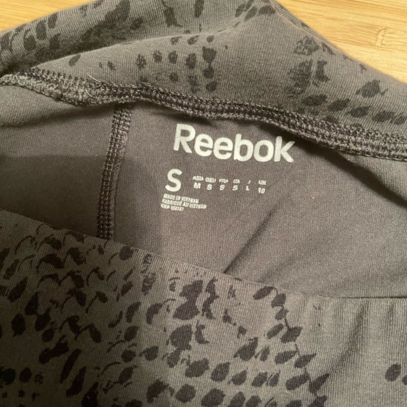 Snake skin pattern leggings - Picture 2 of 2